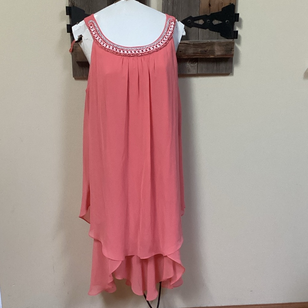 SLNY Coral Sleeveless Dress never worn